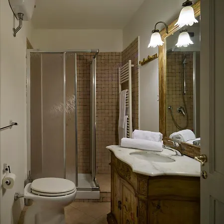 Charming & Authentic 1Br In Florence Historic Center, Near The Duomo Esterno foto